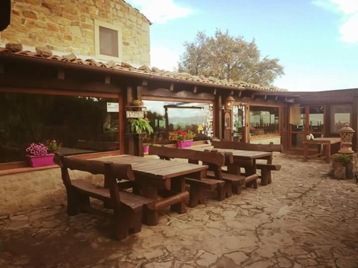 Agriturismo Leanza "La Baita" Hotel Cesaro Bagian luar foto